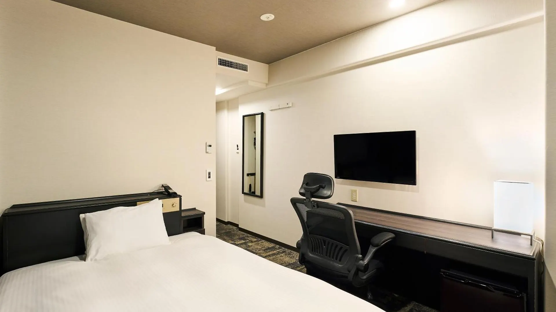 Hotel Elcient Kyoto Hachijoguchi 3*,  Japan